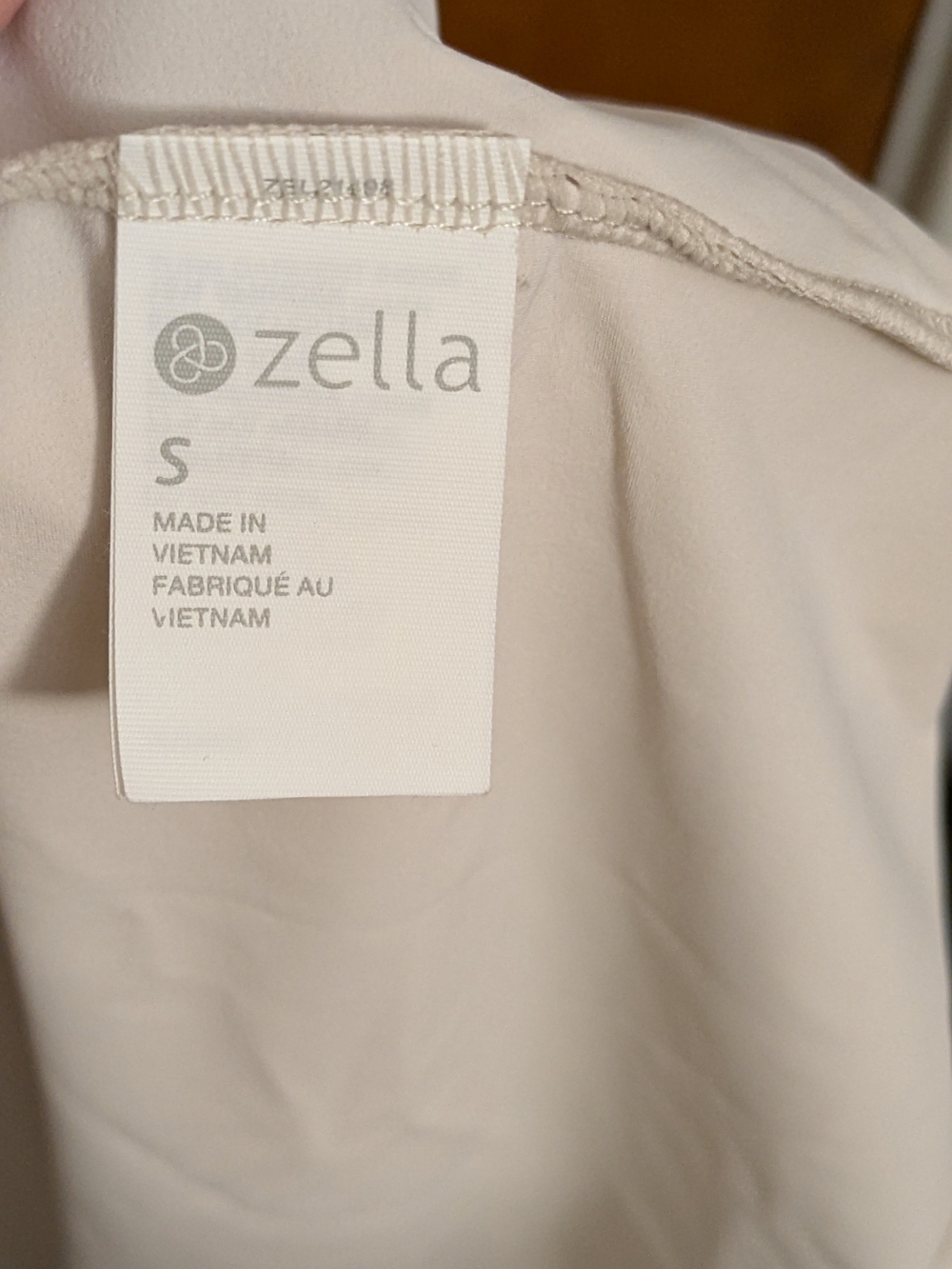 Zella Sleeveless White Gathered Waist Maxi Dress - Picture 7 of 10
